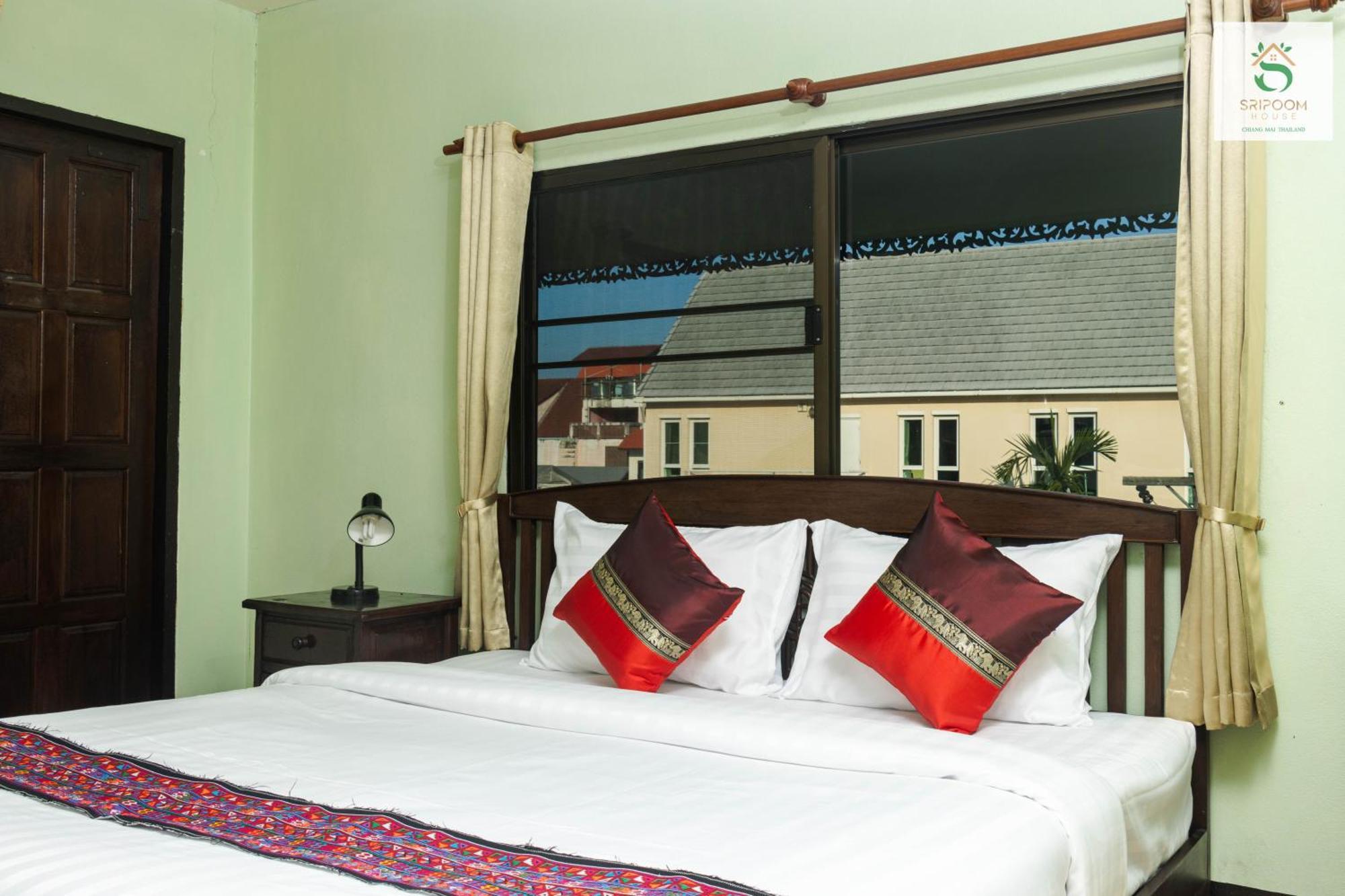 Sripoom House 1 Hotell Chiang Mai Eksteriør bilde