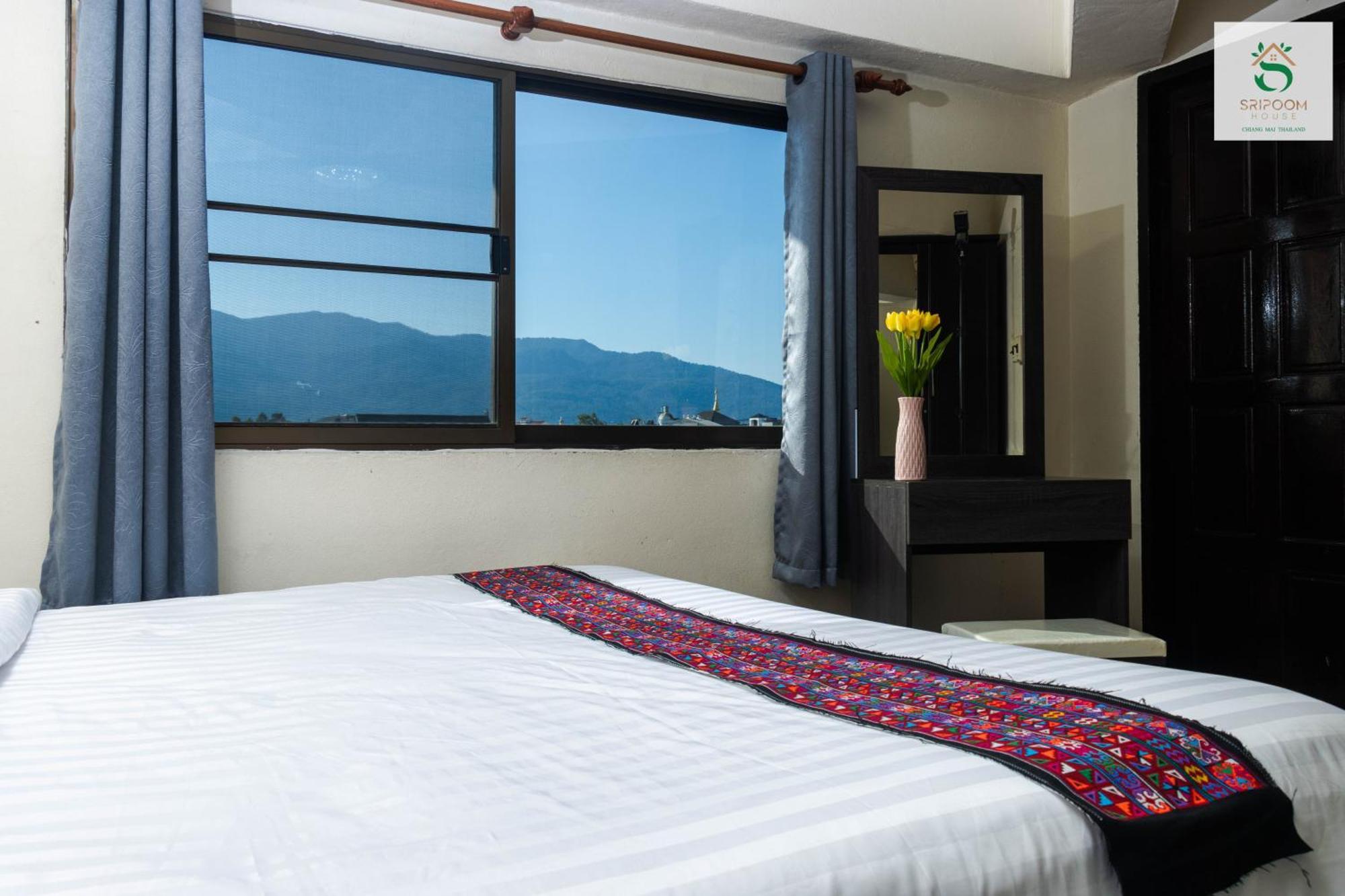 Sripoom House 1 Hotell Chiang Mai Eksteriør bilde