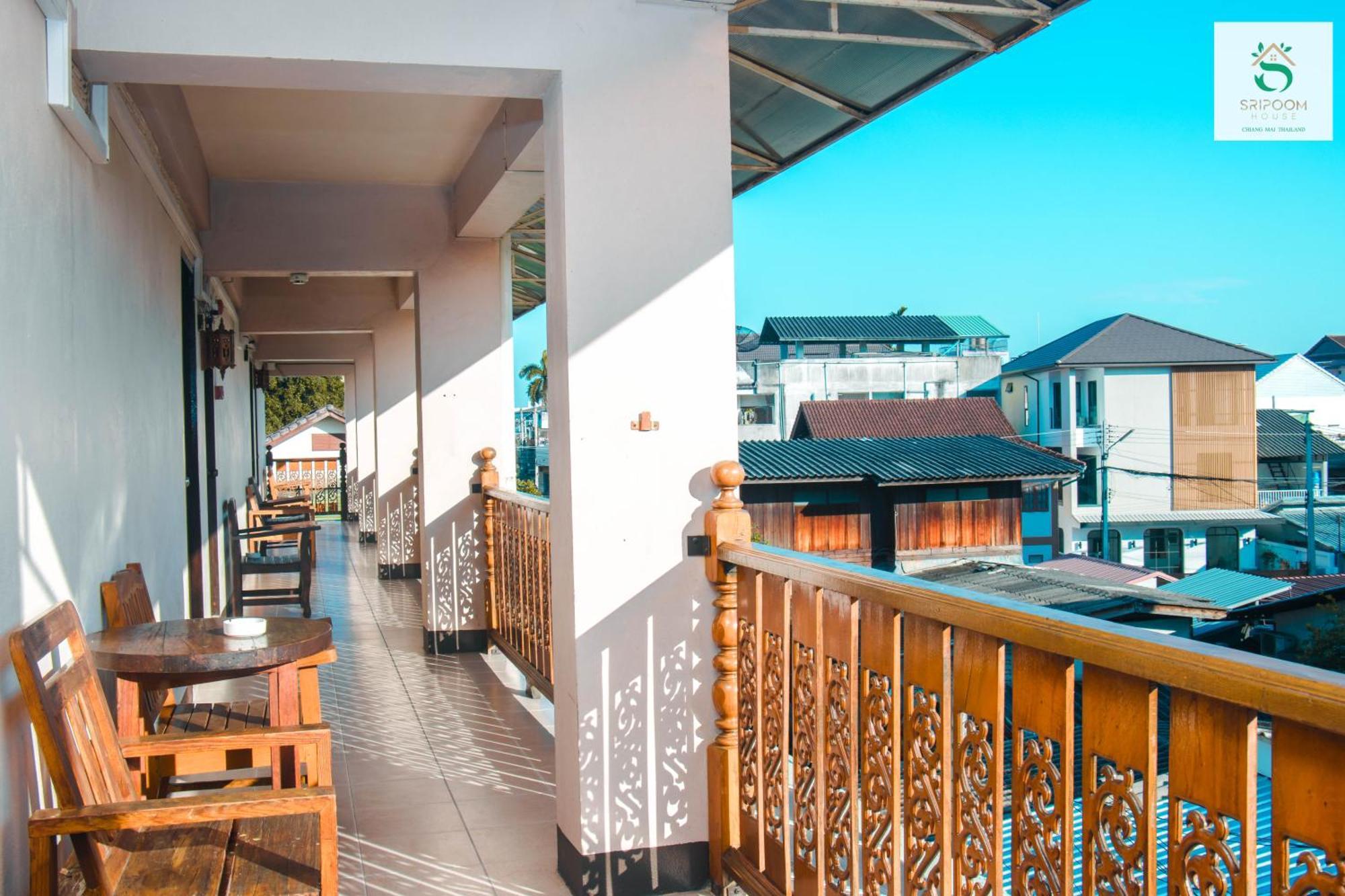 Sripoom House 1 Hotell Chiang Mai Eksteriør bilde