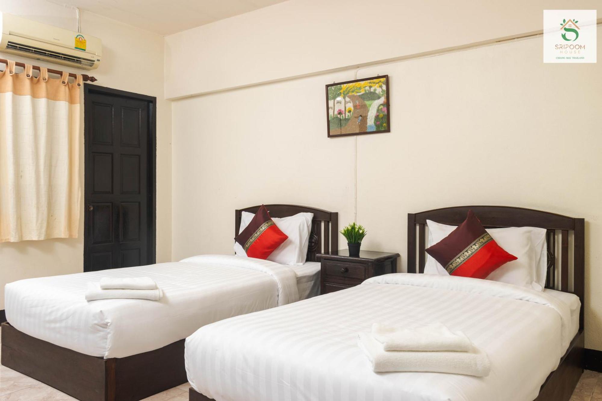 Sripoom House 1 Hotell Chiang Mai Eksteriør bilde